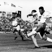 Rommel Fernández, durante el Tenerife-Valencia disputado el 19 de mayo de 1991 en el Heliodoro (ACAN)