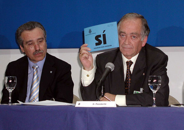 2002-2003: Pérez dice adiós y llega Pérez Ascanio
