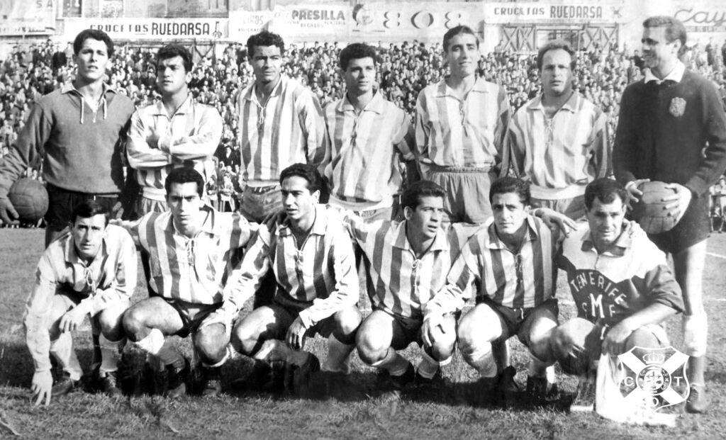 El CD Tenerife 23/24, en el podio de sus 47 temporadas en Segunda División